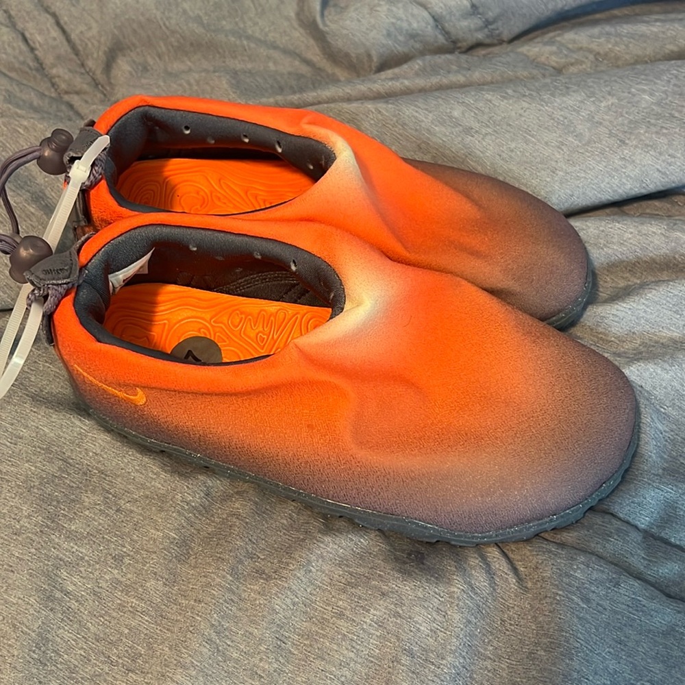 Nike ACG Moc Premium Water Shoes Sneakers Daybreak Orange FV4574-500 Men’s Sz 7